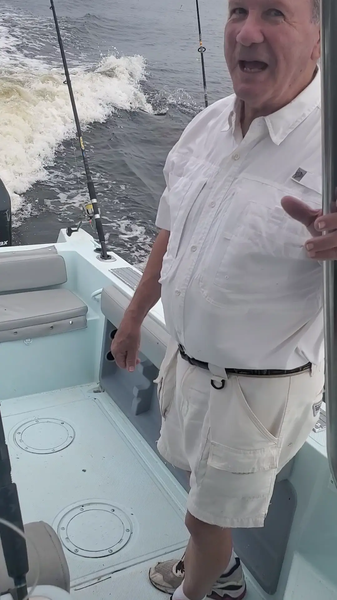 Business Card: Reelaxin Charters – Gulf Breeze