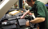 Air Filter Replacement On An LR3 Or Range Rover Sport
