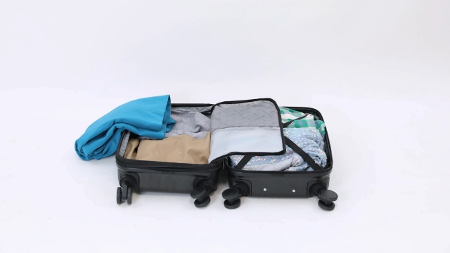 iFLY Set of 4 Quilted Packing Cubes 