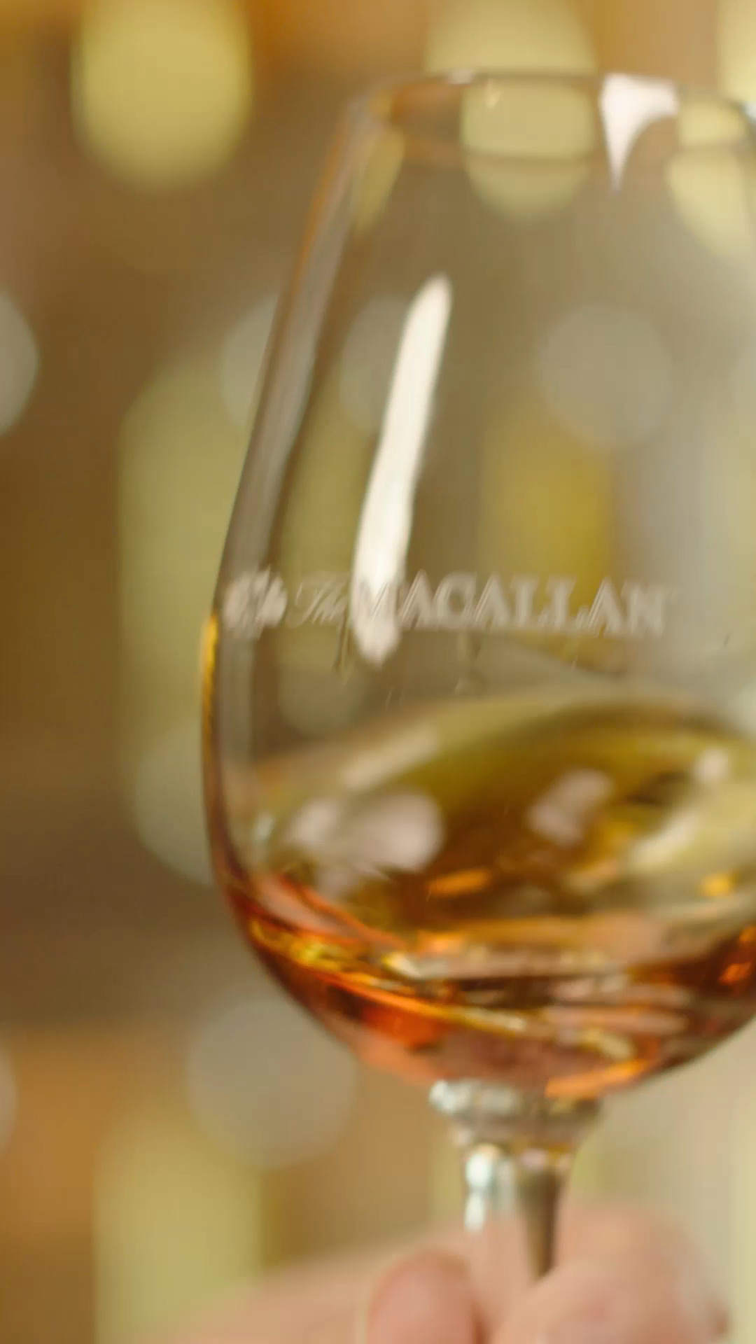 The Harmony Collection Amber Meadow | The Macallan®