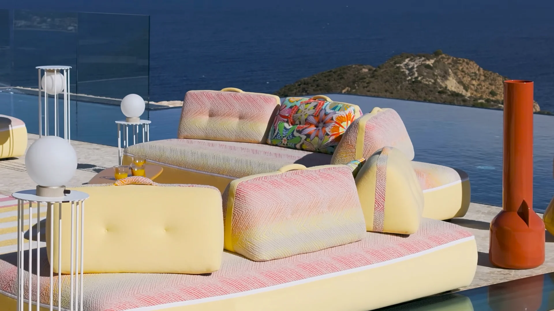 ROCHE BOBOIS | Japan | Official Website | French Art de Vivre