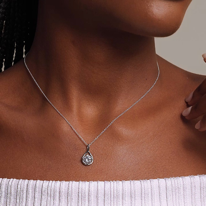 Diamond Twist Pendant (1/2 ct. tw.) in 18K Yellow Gold