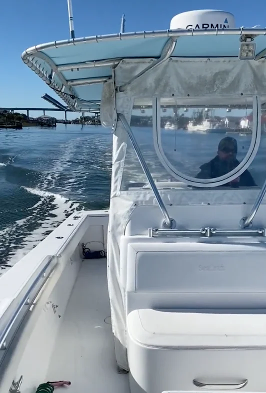 Business Card: Chasin' Dreams Charters