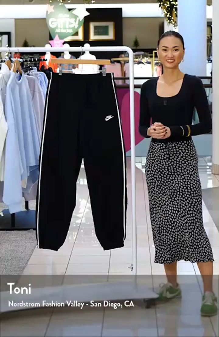 Nike Sportswear Windrunner Water Repellent Track Pants | Nordstrom