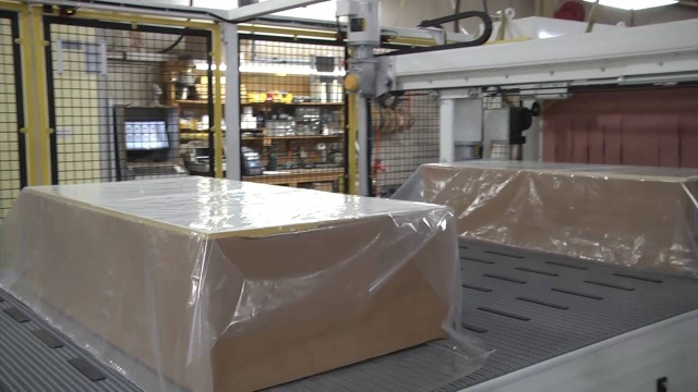 SV310 Inline Automatic Wrapping Ceiling Tiles (45516)