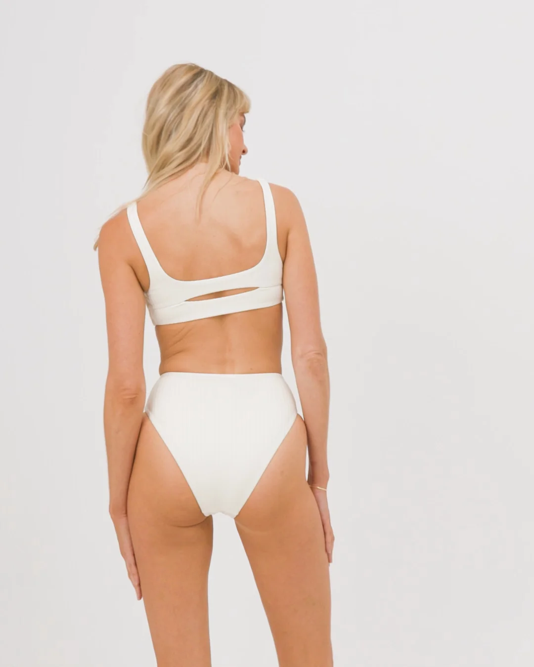 Swimcity☆Effie bikini Product | LSPACE Effie Bikini Top - Black-Cream