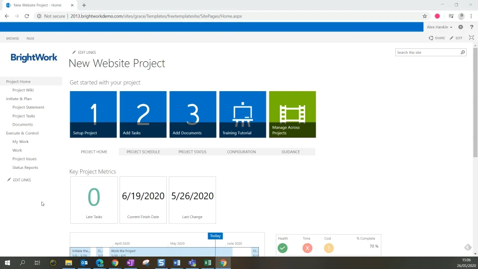 How to Build a Comprehensive Project Status Dashboard