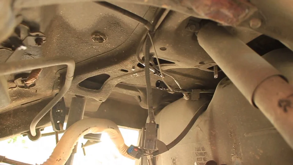 How to Change the Fuel Tank on a Jeep Xj  