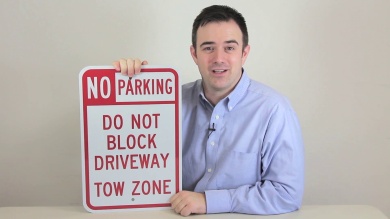No Parking - Do Not Block Driveway Sign