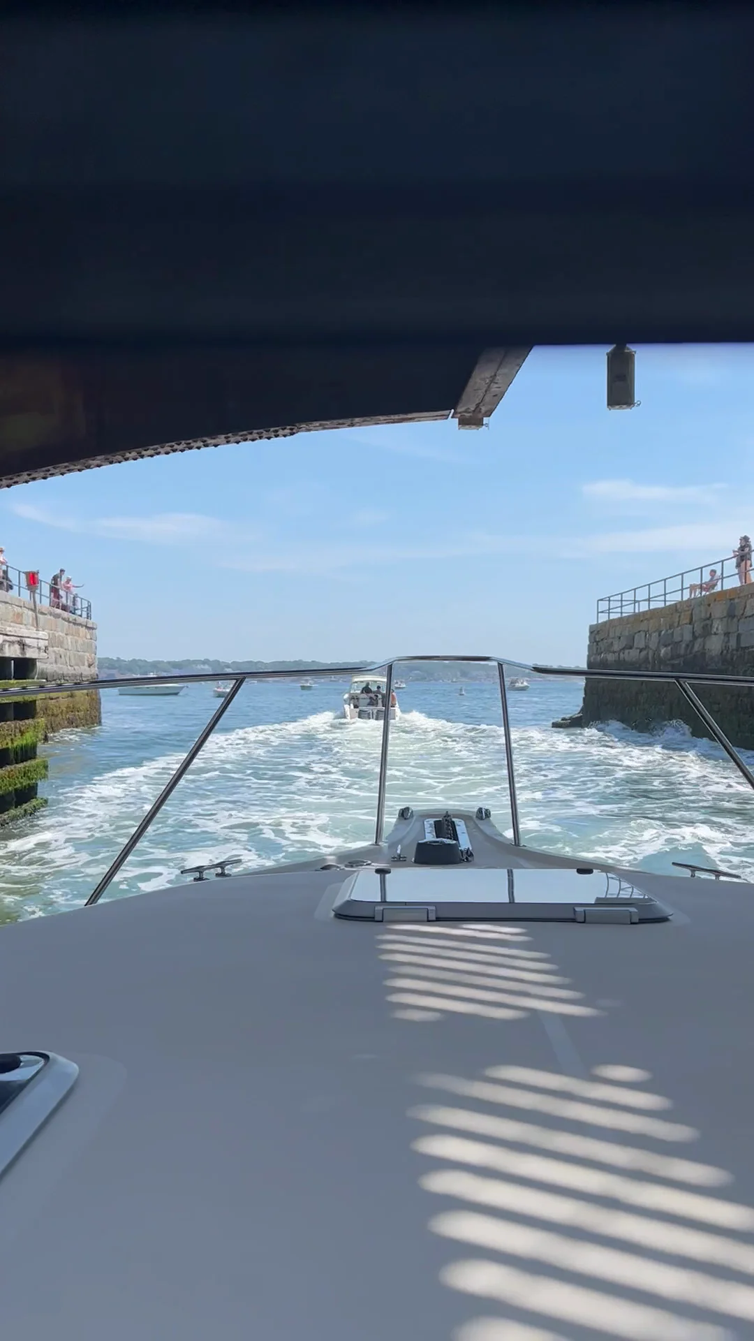 Business Card: 30 Fathom Charters