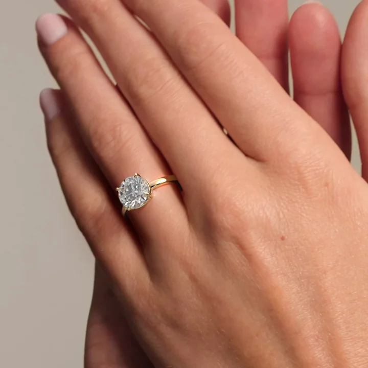 Dara Low-Profile Solitaire Ring in 18K Yellow Gold