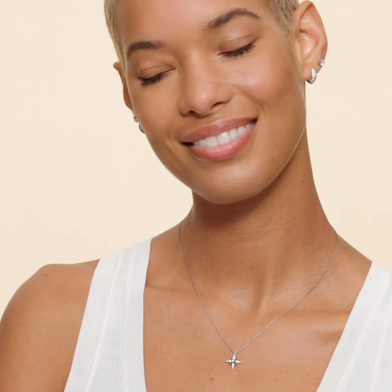 14K White Gold Luxe North Star Diamond Pendant