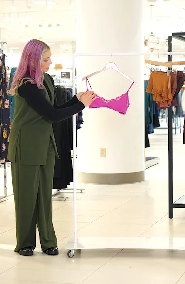 SKIMS - Skims Fits Everybody Corded Lace Scoop Bralette on Designer Wardrobe