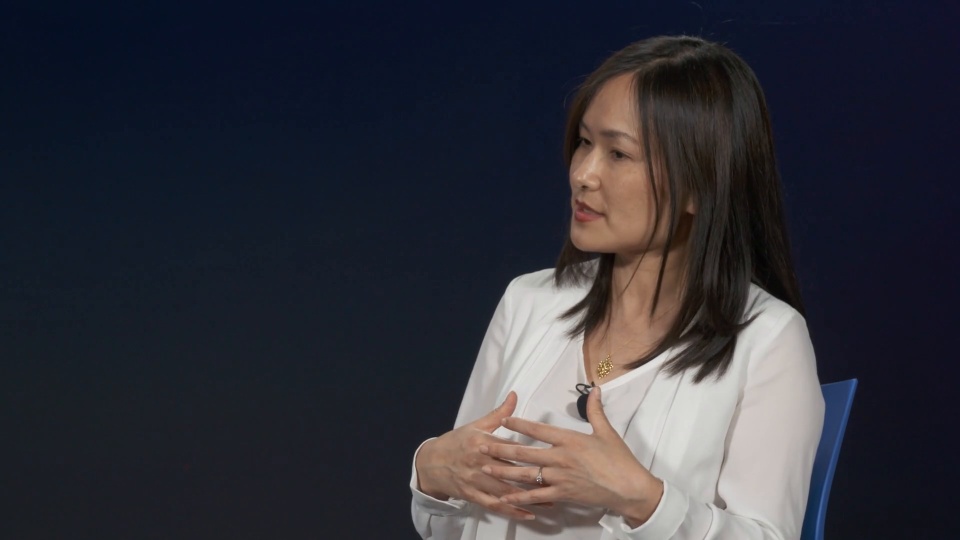 Analog Devices - Customer Success Story (Jane Chen - Director of Analytics & Customer Insights)