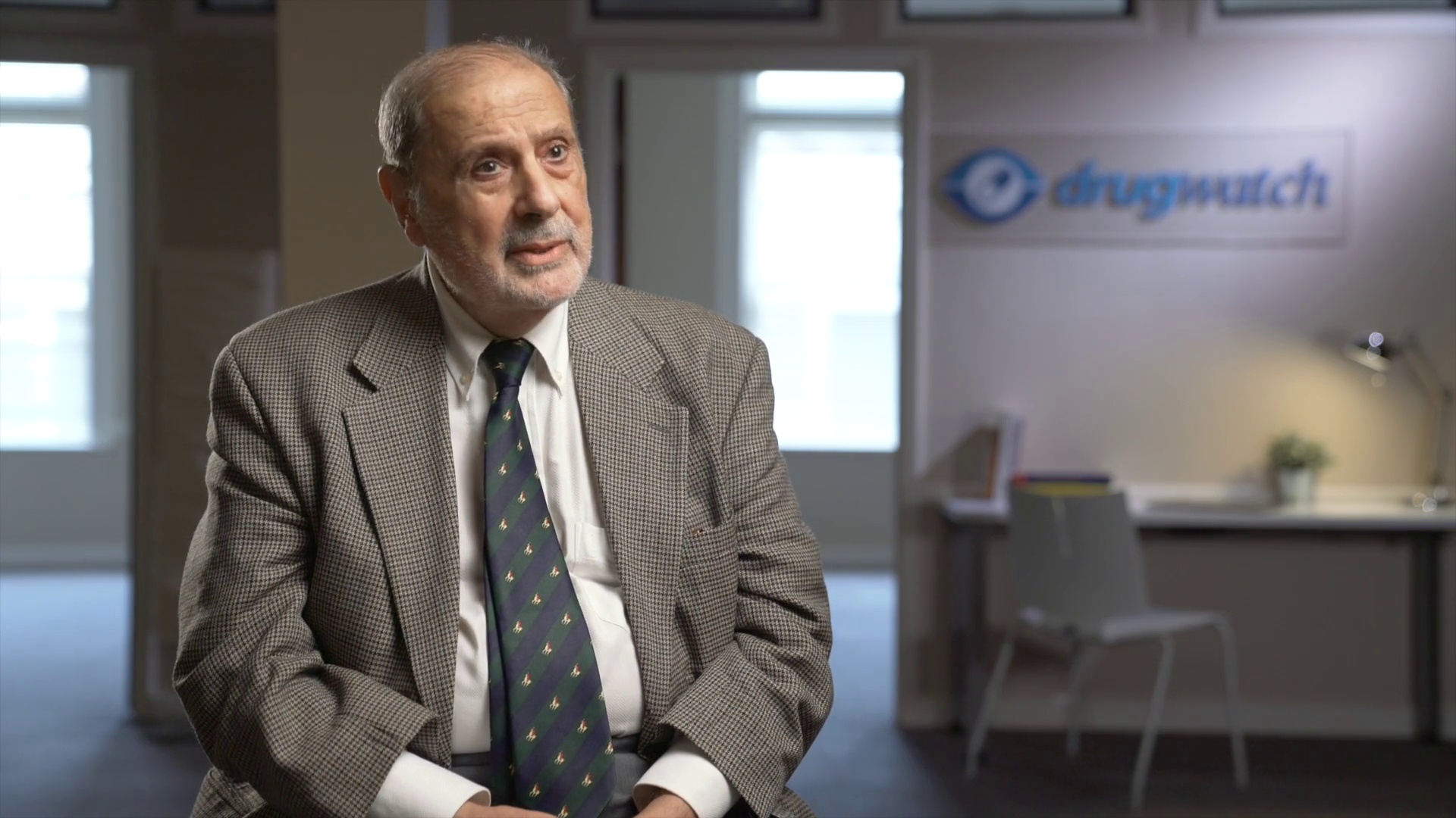 What problems can polypropylene mesh cause for a patient?