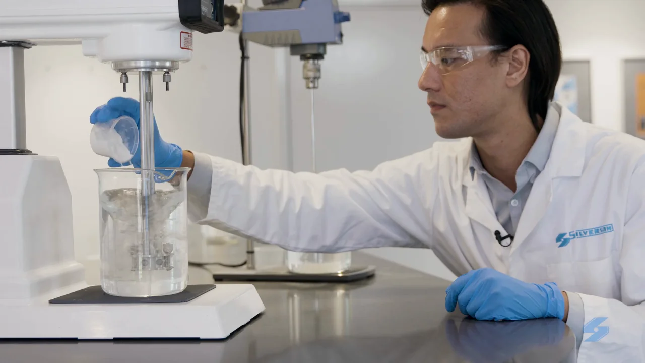 カルボキシメチルセルロース（CMC）溶解の準備工程