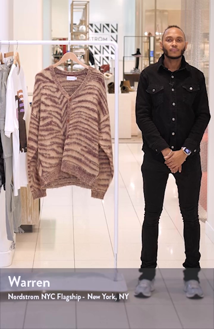 Topman Zebra Pattern Brushed Oversize V-Neck Cardigan Topman Zebra Pattern Brushed Oversize V-Neck Cardigan