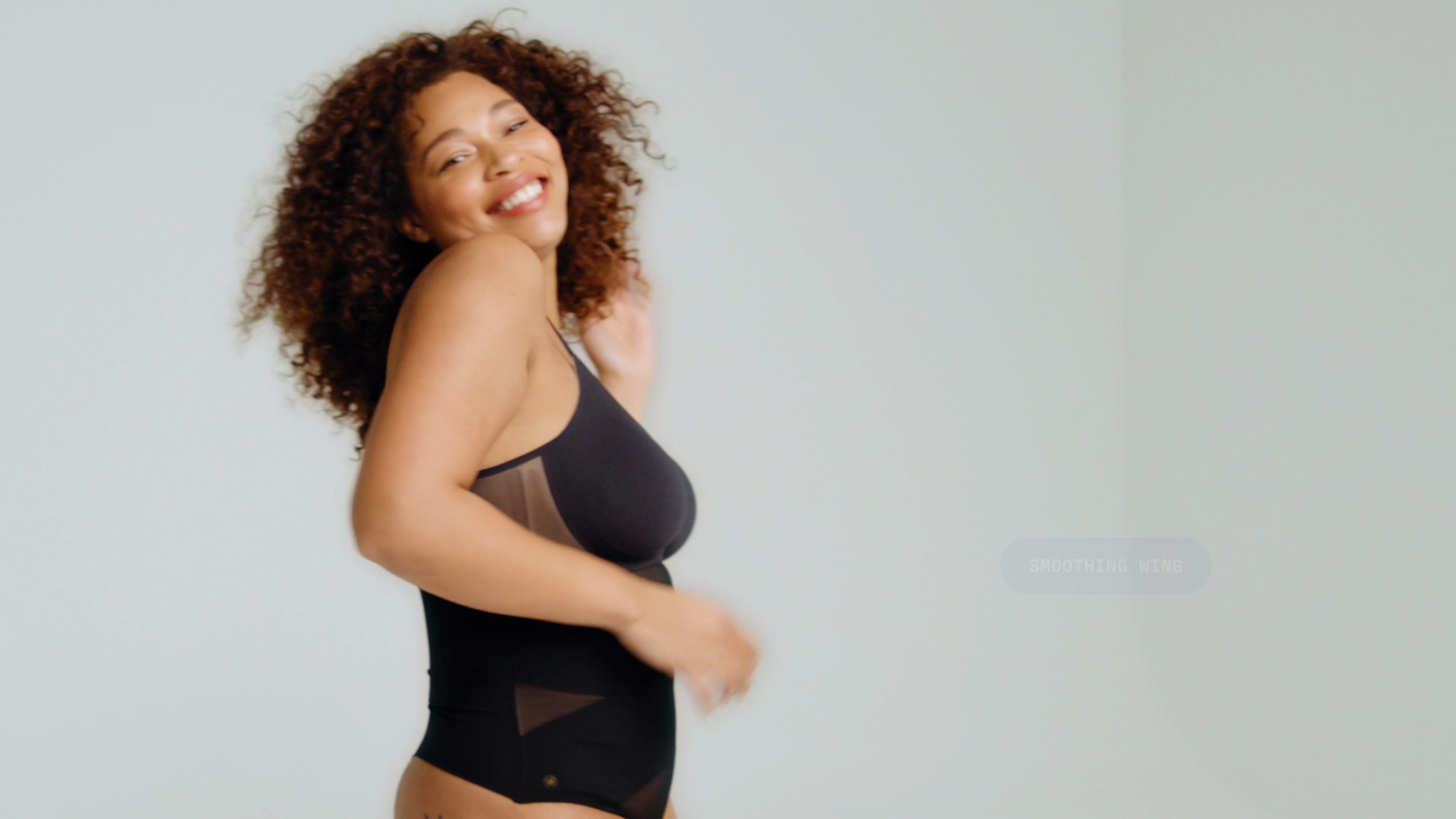CrossOver Bra | Honeylove
