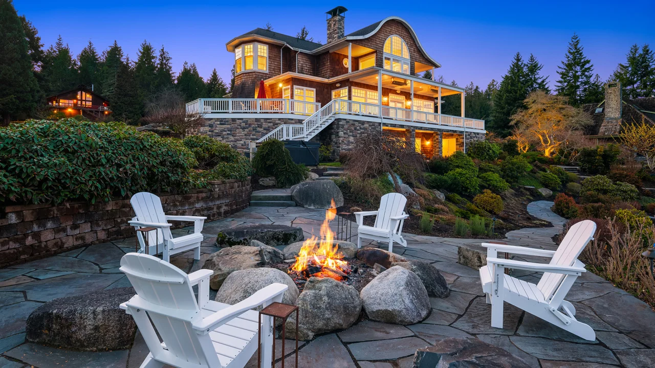 Waterfront Homes for Sale in Washington State (Local Waterfront 