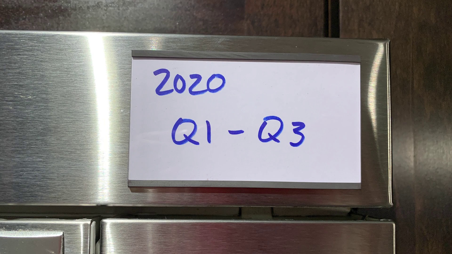 Magnetic C-Channel Labels with Plastic