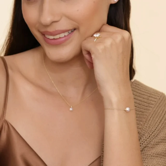 14K Yellow Gold Premium Akoya Cultured Pearl Bracelet (7mm)