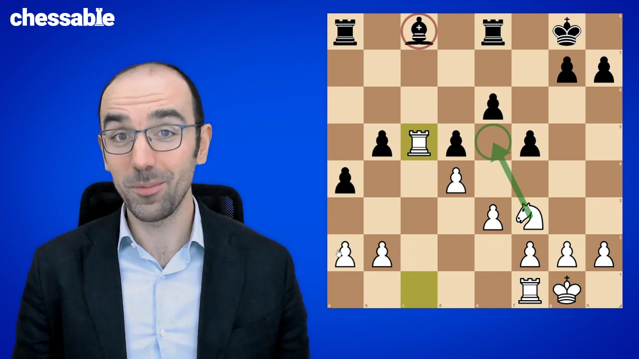 Found this Beautiful 1900 rated puzzle on lichess. White to move and win  material. : r/chess