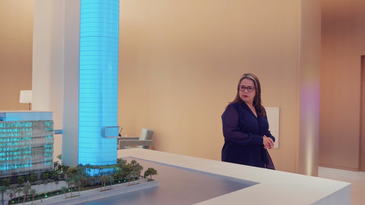 FIU da un salto internacional (en sintonía con el posicionamiento de Miami  como capital cultural de anglolatina) y abre en Uruguay su Centro Adam  Smith para la Libertad Económica, image size:1280x720