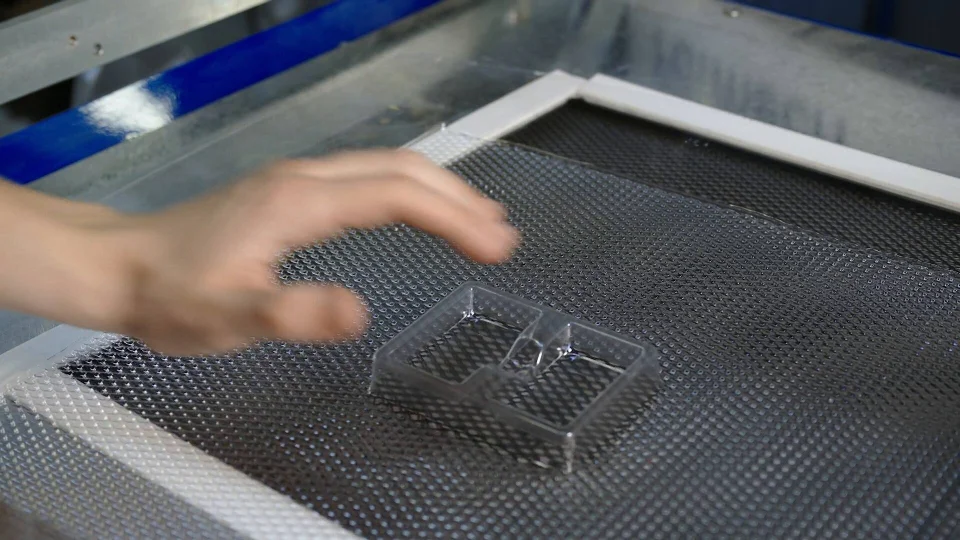 Moulage par injection, coulage et thermoformage avec des moules imprimés en  3D