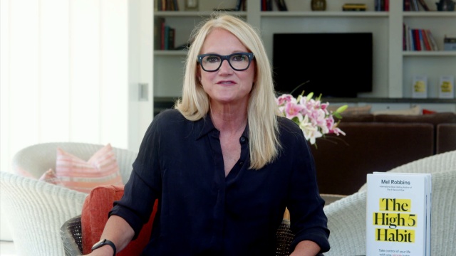 How to Take Part in Mel Robbins's High Five Challenge