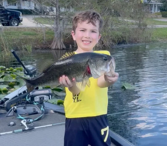 Business Card: Fleetwood Bass Fishing