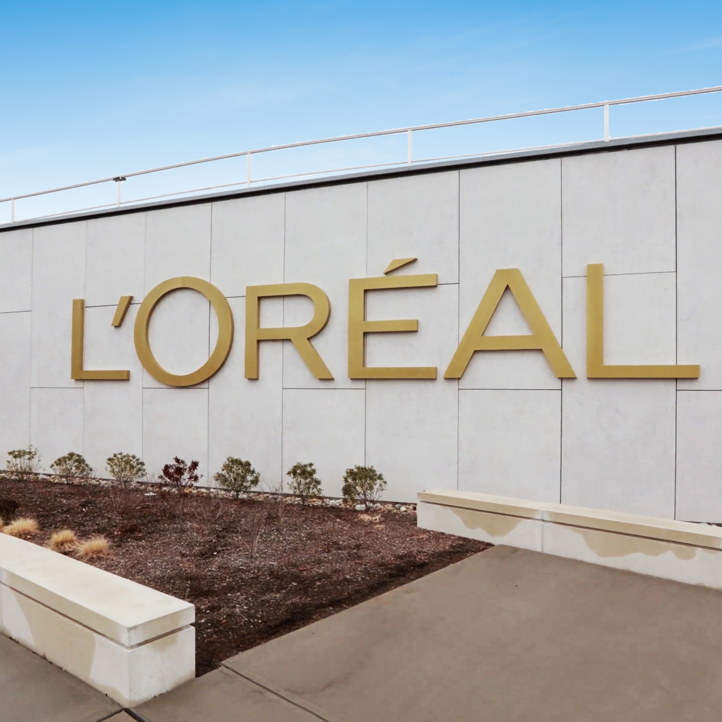 Episode 9: L'Oréal, Part 1 episode artwork