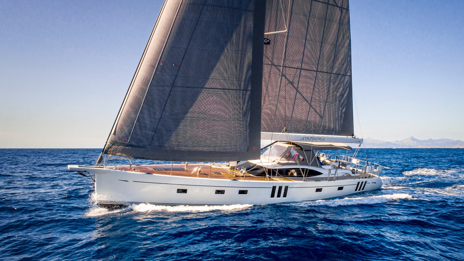 What makes a true bluewater cruiser?