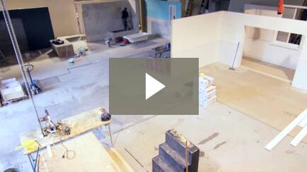 Time-lapse video of set construction