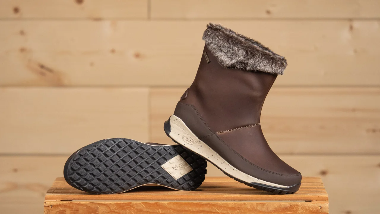 Chacos winter boots best sale