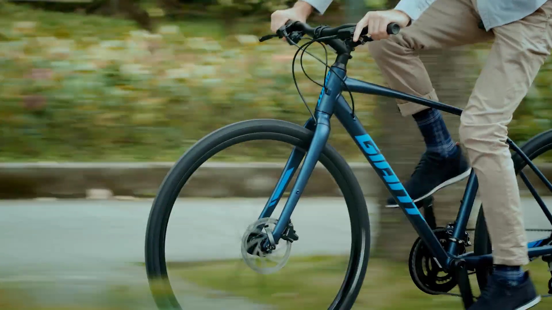 Giant escape 1 disc hybrid bike online