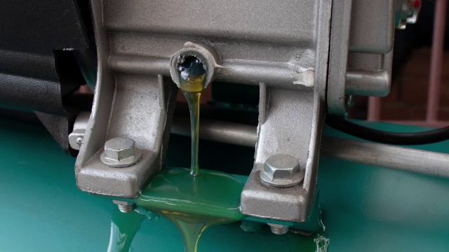 CM-171 Don’t Let Oil Sabotage the A/C System