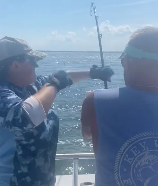 Business Card: Master Sportfishing