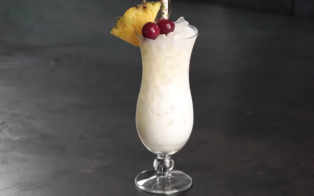 PINA COLADA RECETA ORIGINAL visual data 2