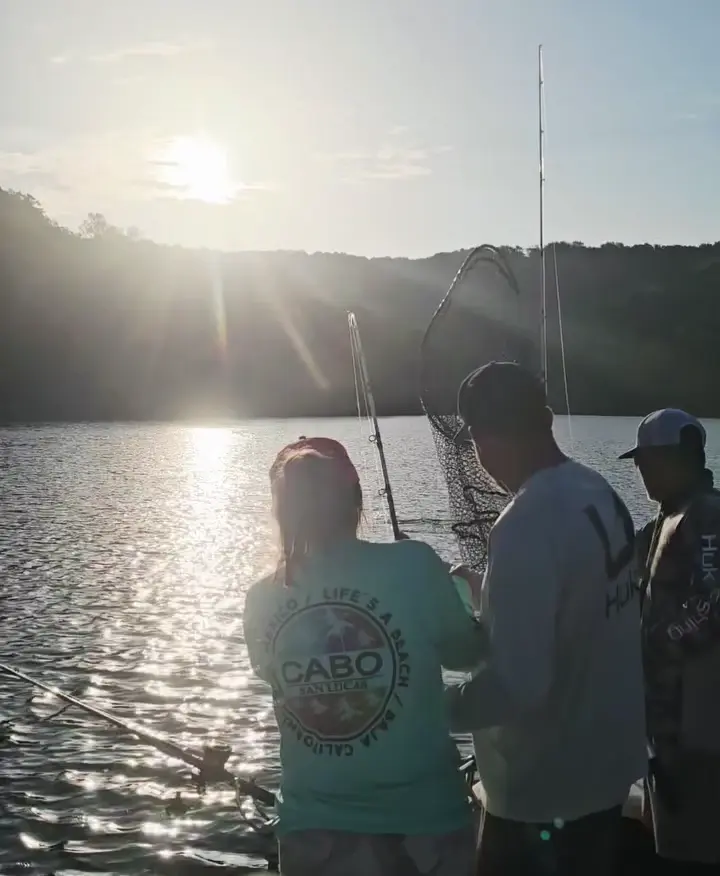 Business Card: Hooked On Fishing