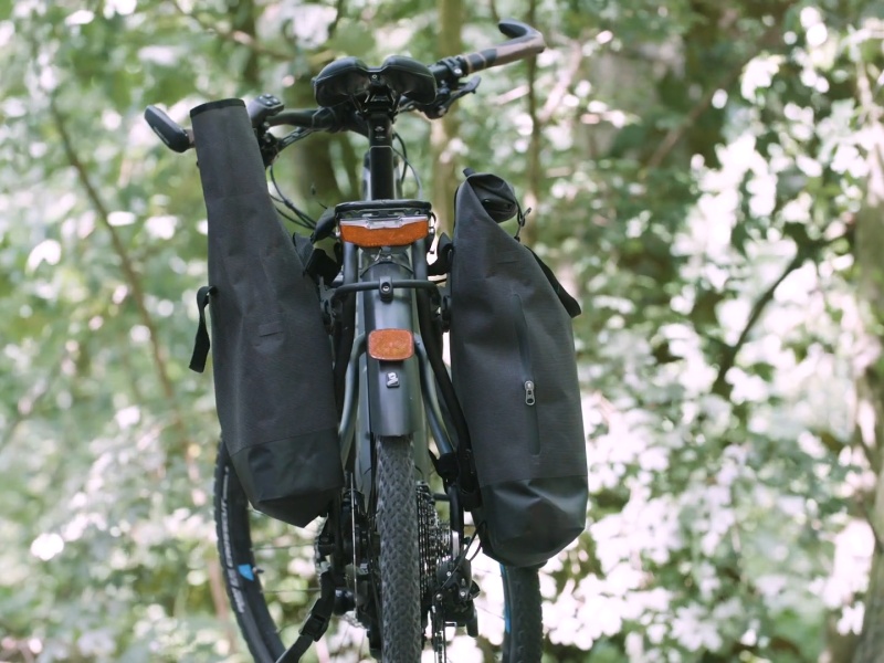 Hoe je fietstassen op je E-bike? | Giant Bicycles