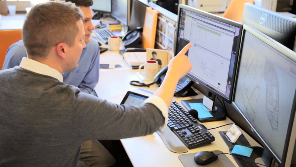Avoid project disputes early and mitigate risk throughout the lifetime of a project