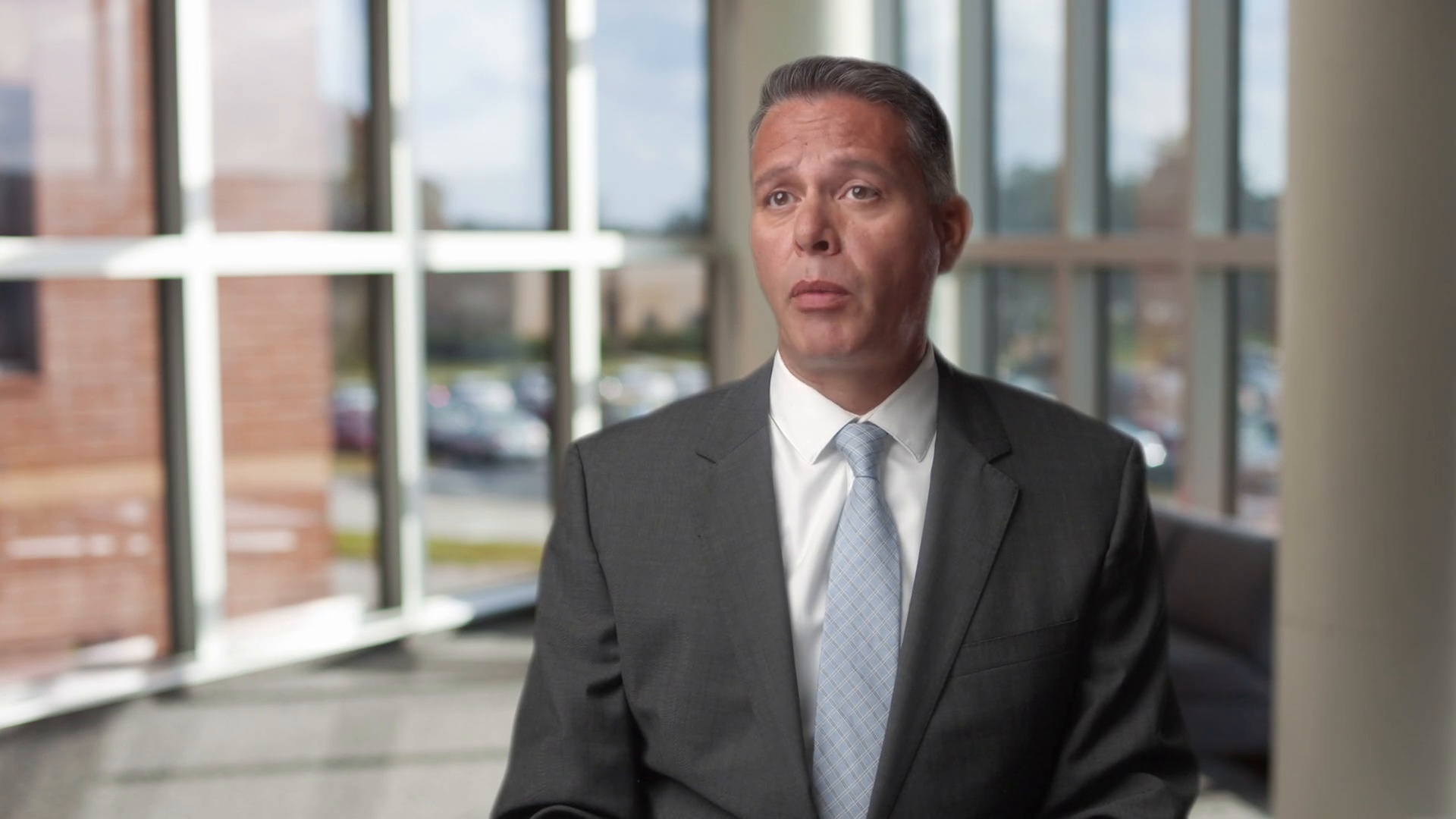 How much guaranteed income can I expect to receive from an annuity each month?