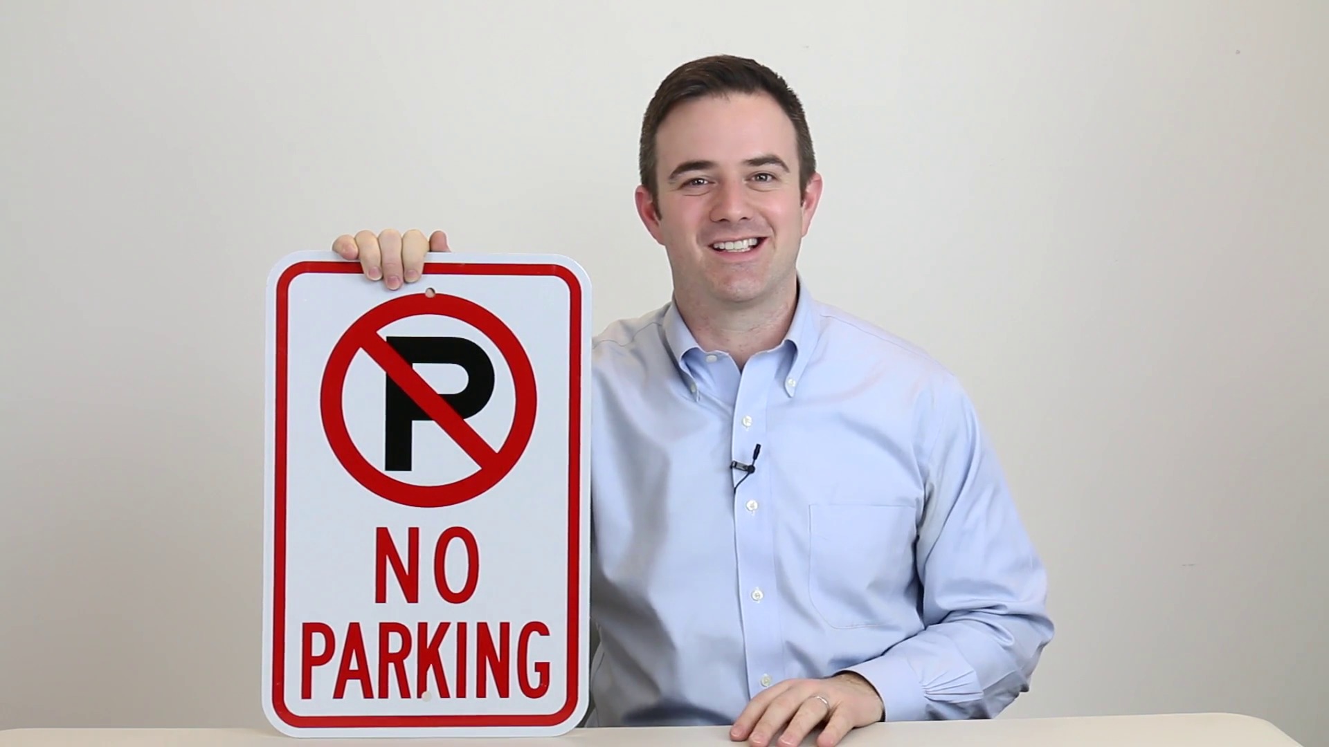 No Parking Signs Features