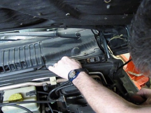 How To Install A Pollen / Cabin Filter On Range Rover P38 How To Install A Pollen / Cabin Filter On Range Rover P38