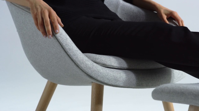 Kruiden Ellende Beyond About A Lounge 82 Soft Armchair, Low Back – Design Within Reach