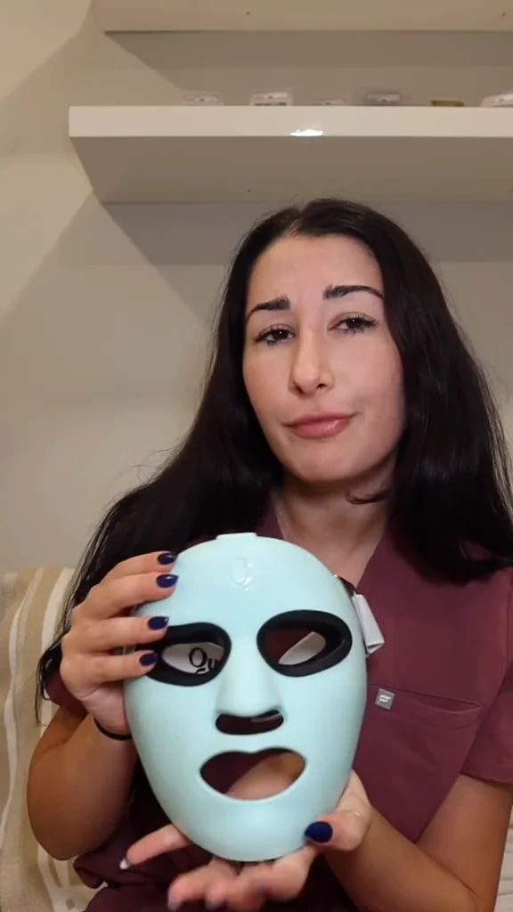 Q-Rejuvalight Pro facewear
