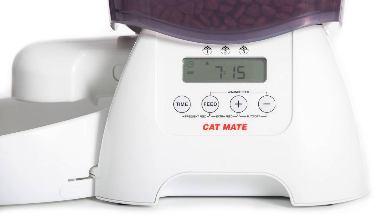 CAT MATE C3000 Automatic Dog Cat Feeder 26 cup Chewy