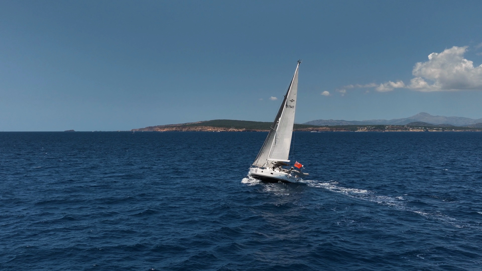 Oyster 575-43 Dignity III_Sailing Video