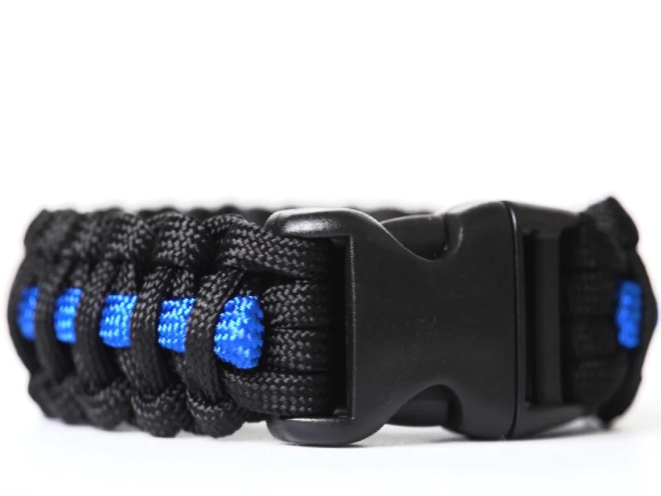 How to make the thin line paracord bracelet