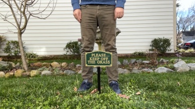Keep Off the Grass Statement Lawn Plaque